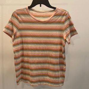 American Eagle Outfitter | L | multi-colored T-shirt